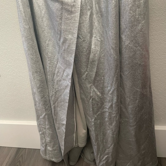 NWT Halston Heritage Strapless Metallic Silver Formal Ball Gown Dress Size 8 - Picture 14 of 15